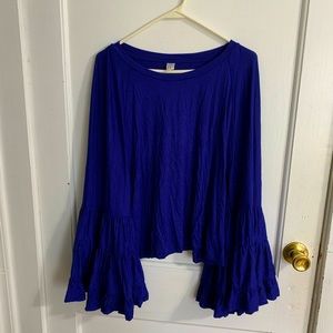 Women’s Belle sleeve top